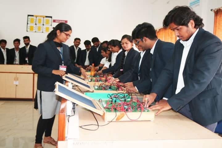 Jayawantrao Sawant College of Engineering, Pune campus photo 4