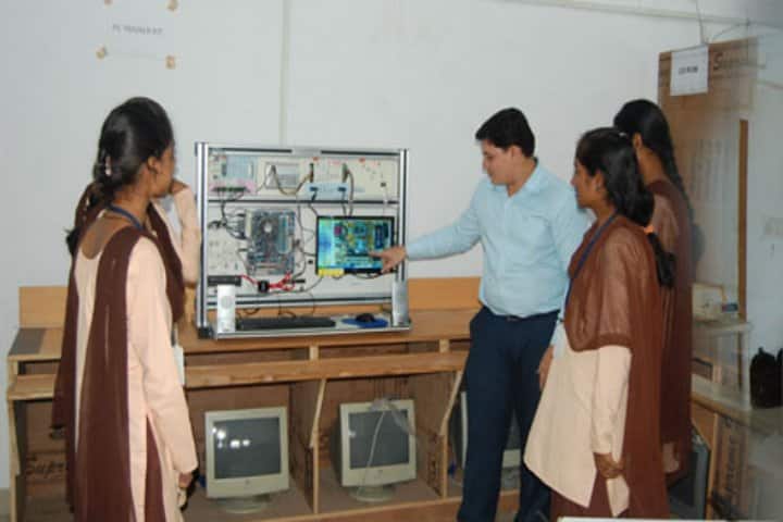 New Satara College Of Engineering and Management, Korthi campus photo 3