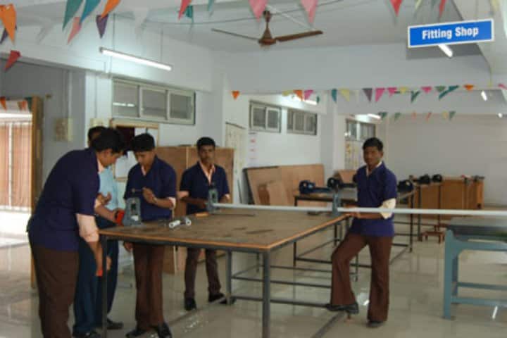 New Satara College Of Engineering and Management, Korthi campus photo 4