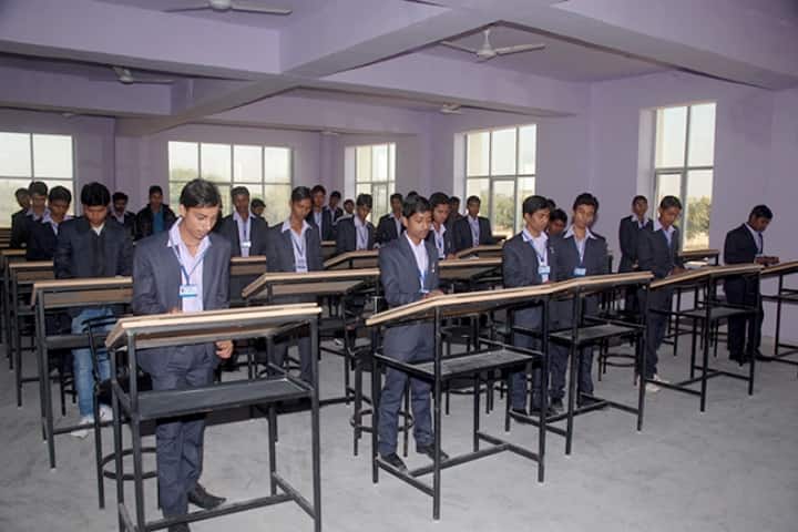 Universal Technical College, Jaipur campus photo 4