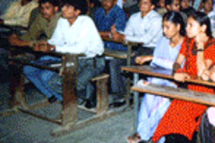 Shri Sant Gadge Baba Hindi Mahavidyalaya, Bhusawal campus photo 2