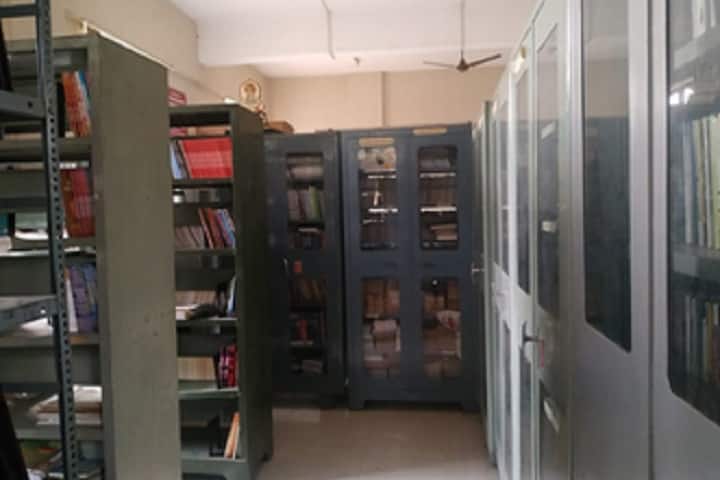 Smt Rajmati Nemgonda Patil Kanya Mahavidyalaya, Sangli campus photo 2