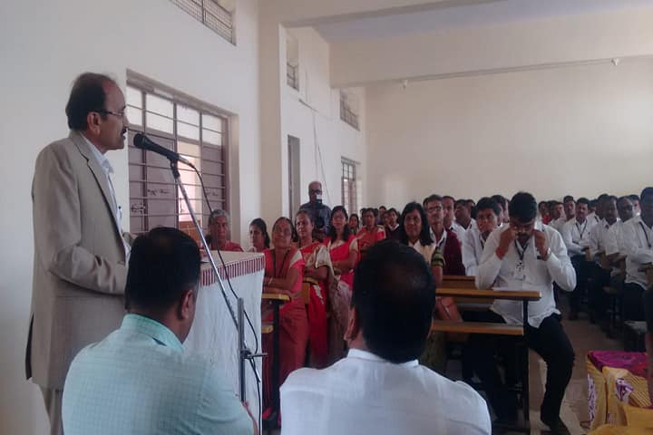 Smt SK Gandhi Arts, Amolak Science, PH Gandhi Commerce College, Kada campus photo 3