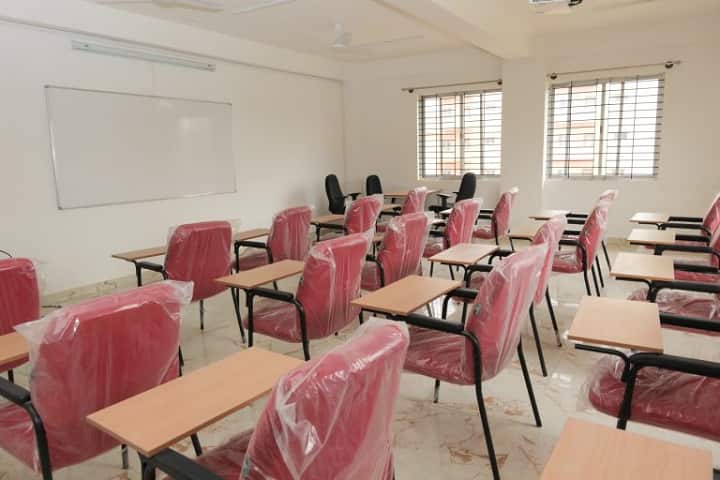 Sri Chamundeshwari Medical College Hospital and Research Institute, Ramanagara campus photo 3
