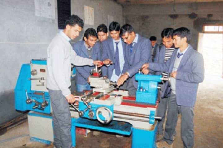 Abhilashi Group of Institutions School of Pharmacy and Engineering and Technology, Mandi campus photo 3