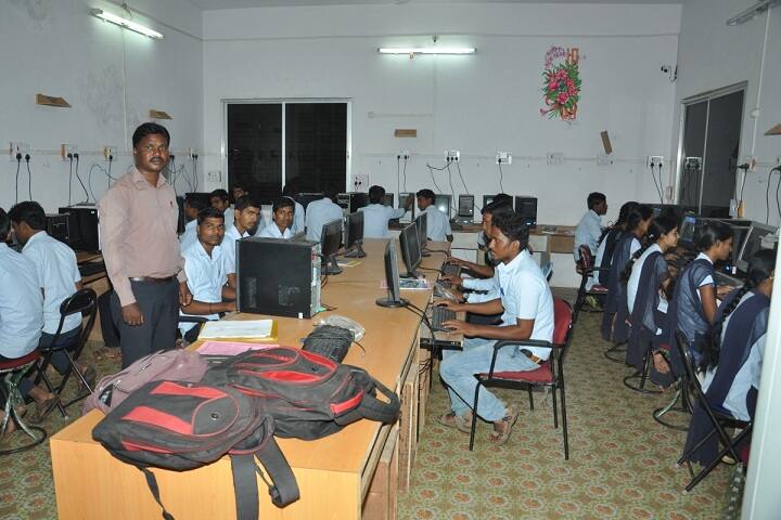 SSVV Sangha's Shri GR Gandhi Arts and Shri YA Patil Commerce College, Vijayapura campus photo 3