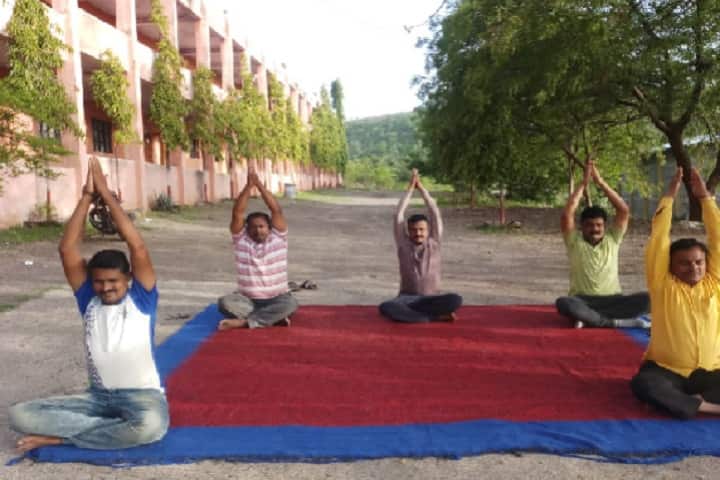Yashodeep Shikshan Sanstha's Nagnath Arts Commerce and Science College, Hingoli campus photo 4
