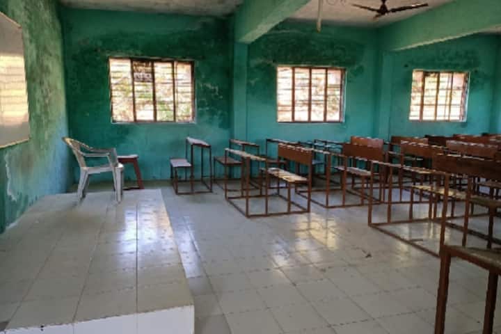 Yashodeep Shikshan Sanstha's Nagnath Arts Commerce and Science College, Hingoli campus photo 5