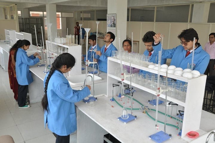 Bells Institute of Management and Technology, Shimla campus photo 4