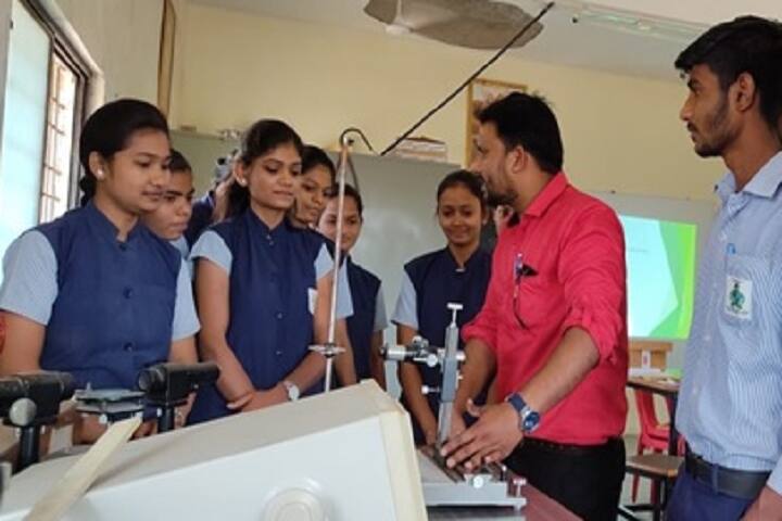Sau Sushilamai Kale Arts, Commerce and Science College, Gautamnagar campus photo 3