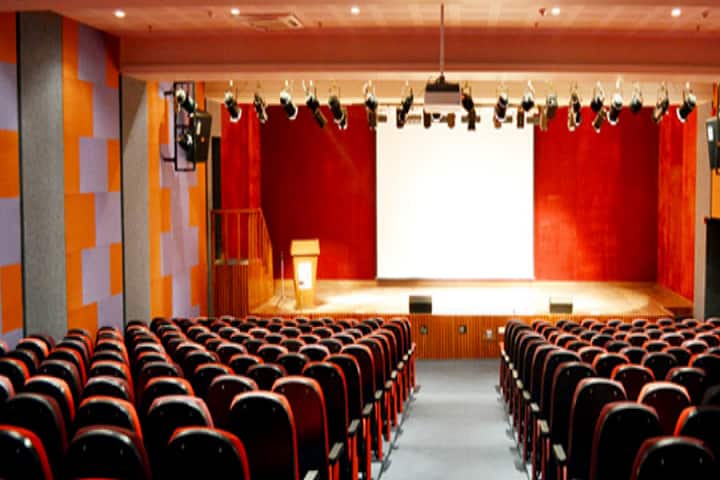 Sarvottam Institute of Technology and Management, Greater Noida campus photo 2