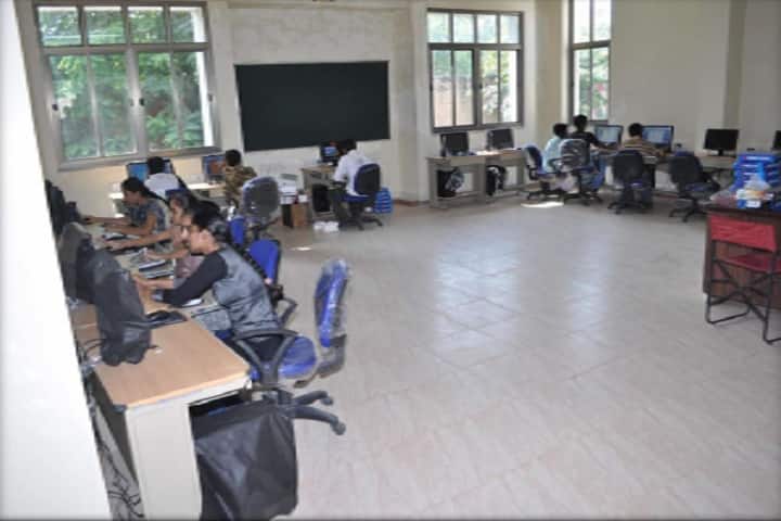 Smt AR Vikani Science College, Aamsaran campus photo 4
