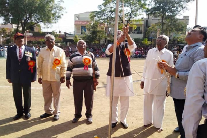 Shriram Kala Mahila Mahavidyalaya, Dhamangaon Rly campus photo 3