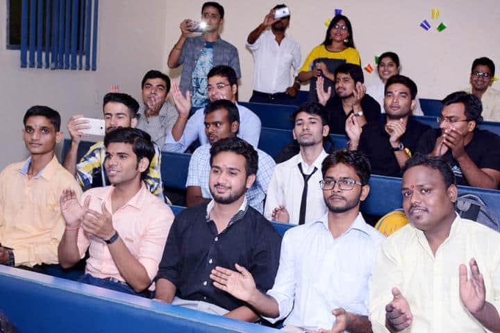 Motilal Nehru Institute of Research and Business Administration, University of Allahabad campus photo 2