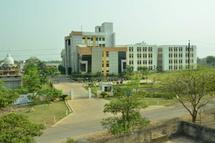 Pragati College of Engineering and Management, Raipur campus photo 4