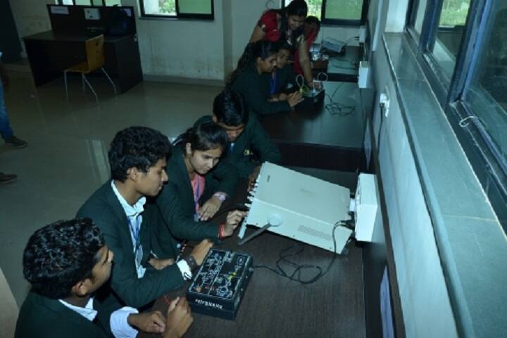 Pragati College of Engineering and Management, Raipur campus photo 6