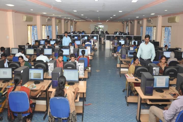 Khader Memorial College of Engineering and Technology, Nalgonda campus photo 5