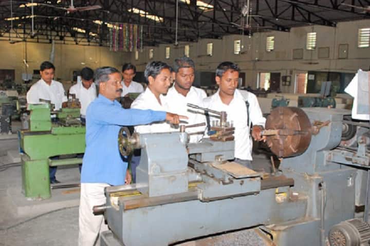 Padmashree Krutartha Acharya College of Engineering, Bargarh campus photo 6