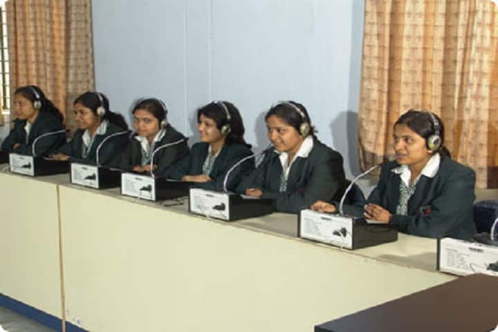 Rishi Chadha Vishvas Girls Institute of Technology, Ghaziabad campus photo 6