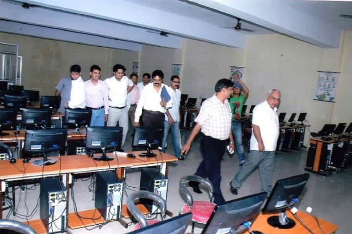 Hindustan Institute of Technology Science and Management, Gwalior campus photo 4
