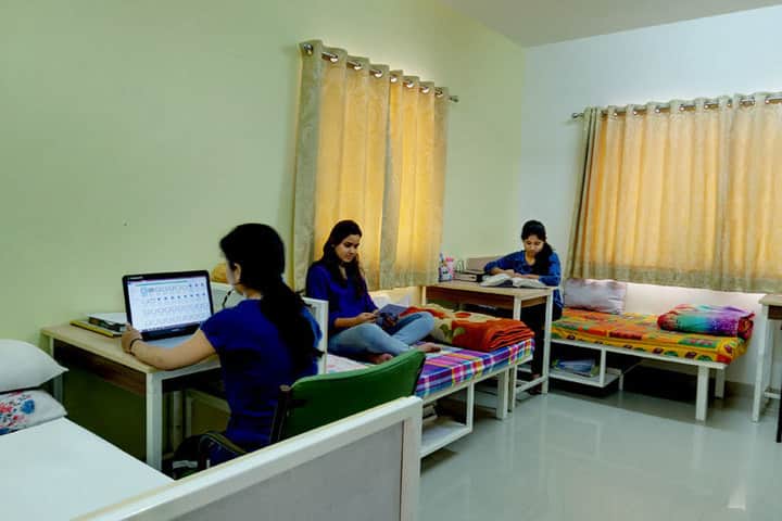 Dr DY Patil Biotechnology and Bioinformatics Institute, Pune campus photo 3