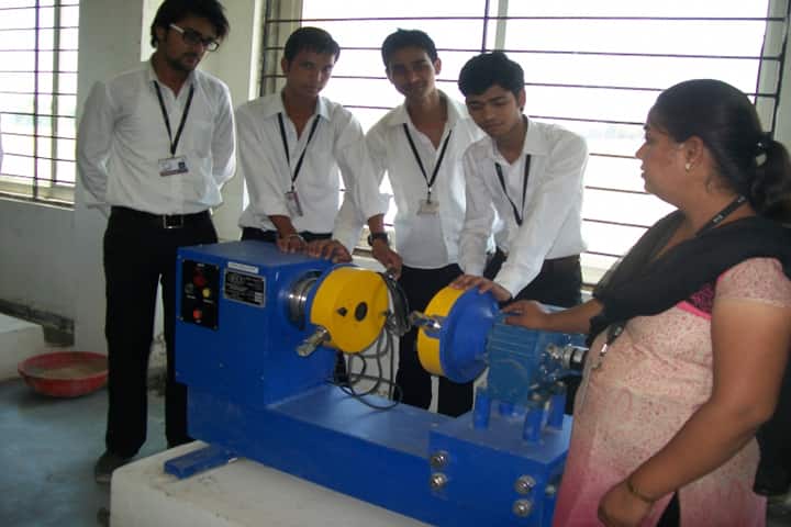Sanghvi Innovative Academy, Indore campus photo 5