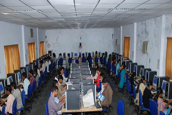 Medak College of Engineering and Technology, Hyderabad campus photo 3