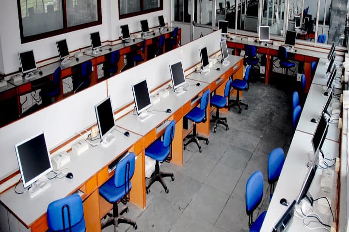 Jasdev Singh Sandhu Institute of Engineering and Technology, Patiala campus photo 3