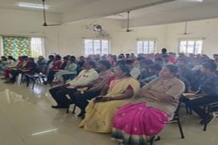 SRM Trichy Arts and Science College, Tiruchirappalli campus photo 5
