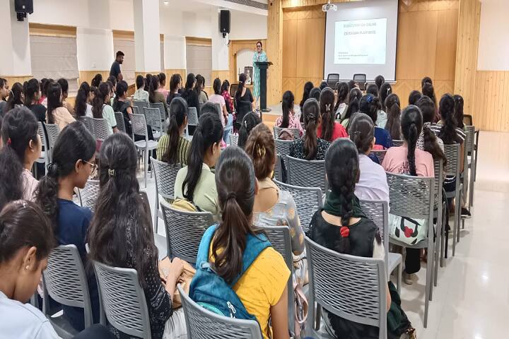 Smt Kaushalyadevi Maheshwari Mahila Mahavidyalaya, Nagpur campus photo 4