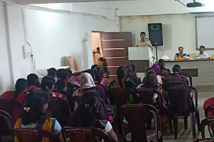 Late Sow Sheshabai Sitaram Mundhe Arts College, Gangakhed campus photo 2