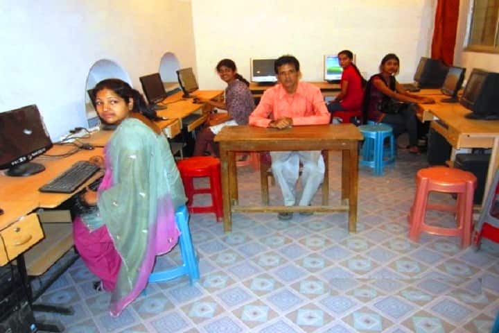 Kusum Bai Jain Girls College, Bhind campus photo 2