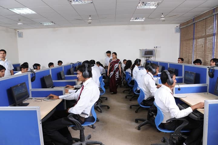 Skyline Institute of Engineering and Technology, Greater Noida campus photo 5