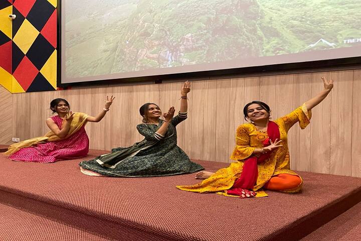 Thakur Shyamnarayan College of Education and Research, Mumbai campus photo 3