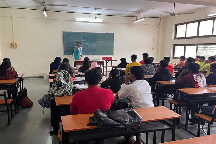 Mahendra Pratap Sharada Prasad Singh College of Science and Commerce, Mumbai campus photo 2