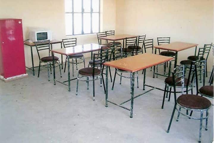 Pt Vidyadhar Mishra Saraswati Vidya Mandir Vigyan Evam Anusandhan Mahavidyalaya, Pratapgarh campus photo 6