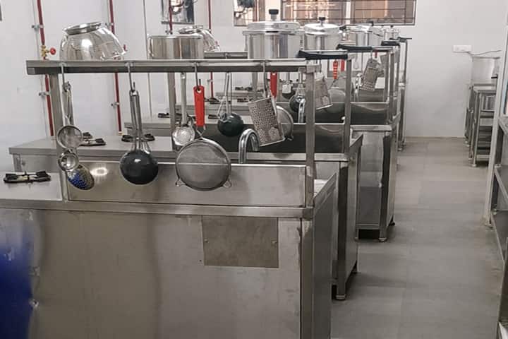 KLE Graduate School of Hotel Management and Catering Technology, Belgaum campus photo 3