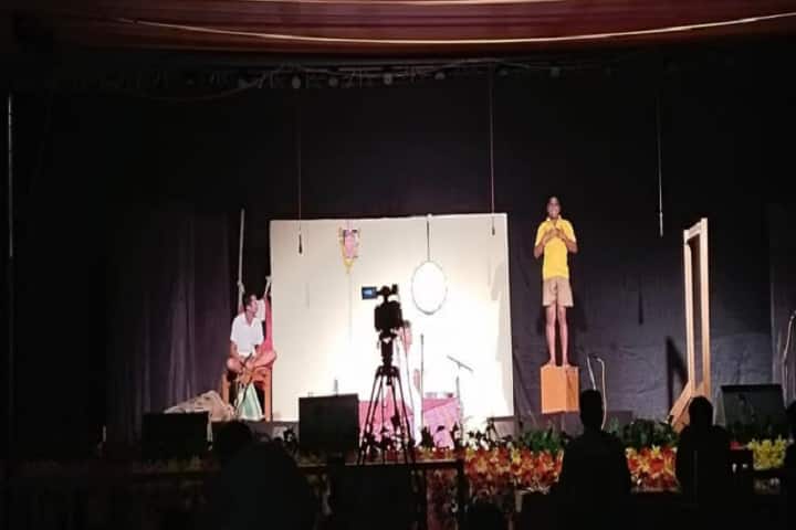Mandesh College, Junoni, Solapur campus photo 4