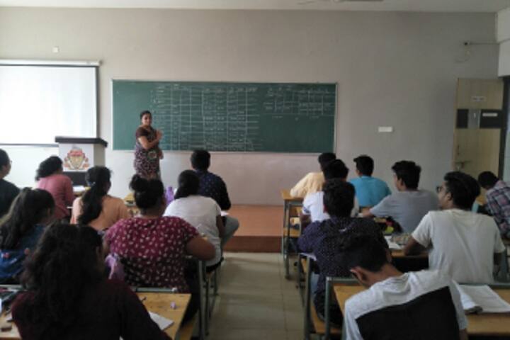 KLE Society's Commerce College, Shiraguppi campus photo 2