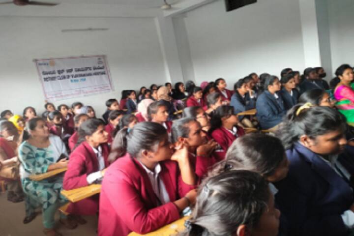 Sri Maata Degree College, Hospet campus photo 3