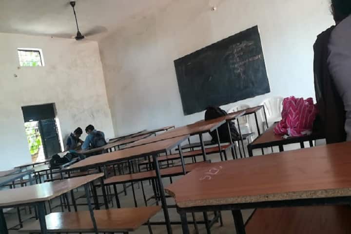 Late Nirdhan Patil Waghaye Arts and Science College, Chopa campus photo 3
