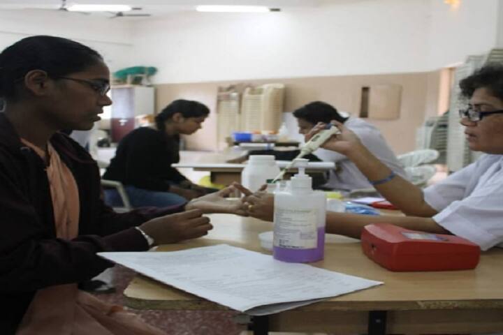 The Poona Diocesan Educational Society's Vidya Bhavan College of Commerce, Pune campus photo 3