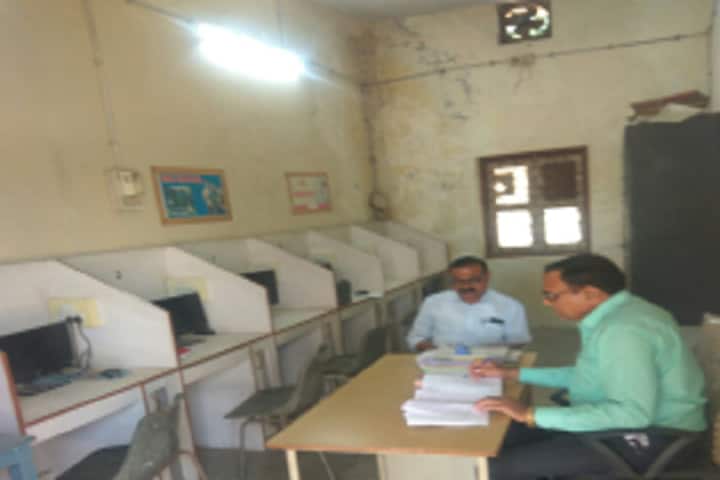 Uttamchand Bagdiya Arts and Commerce College, Risod campus photo 3
