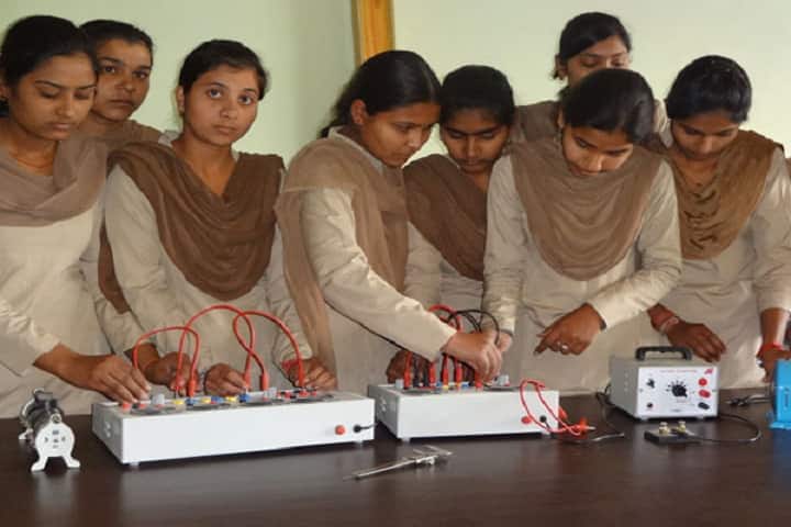 MKD Girls Degree College, Nehtaur campus photo 4