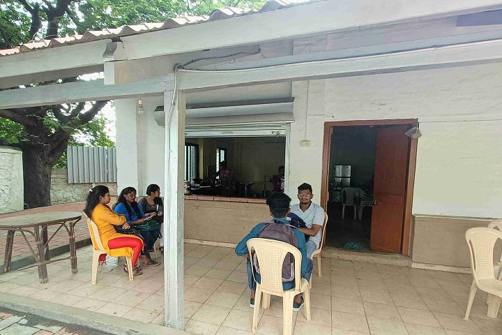 Padmashree Bhausaheb Vartak College, Palghar campus photo 2