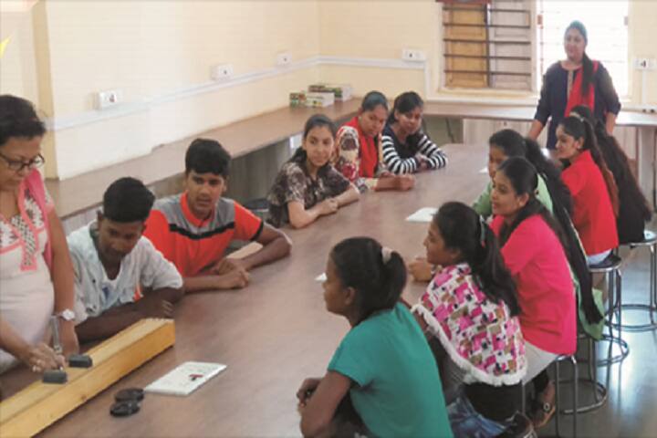 Padmashree Bhausaheb Vartak College, Palghar campus photo 4