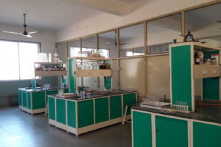 Hirwal Education Trust Hirwal Ratra Mahavidyalaya, Raigad campus photo 3