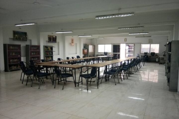 IEM Institute of Business Management, Barabanki campus photo 5