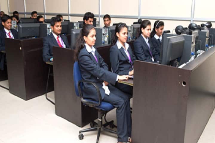 Mahatma Gandhi Mission's College of Commerce, Navi Mumbai campus photo 3