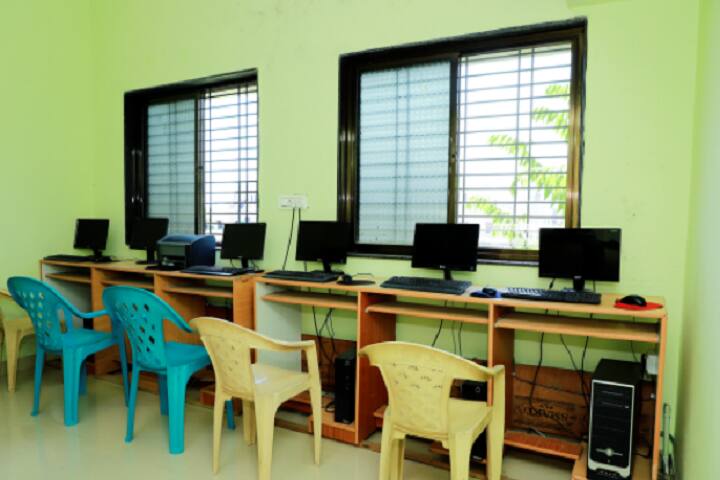 KSP Mandal's College Of Library and Information Science, Osmanabad campus photo 3